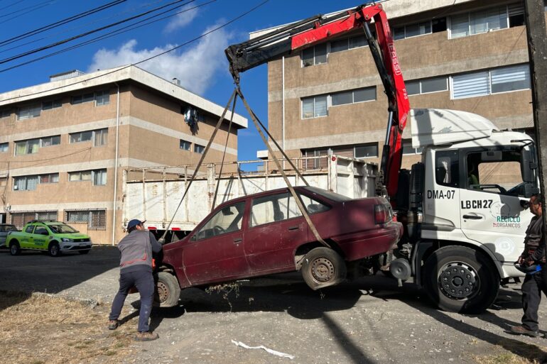 Vehículo retirado en Talcahuano