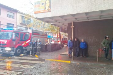 Bomberos en la Municipalidad de Concepción || Cedida