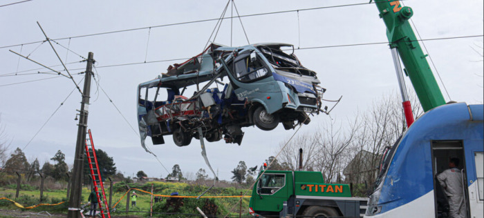 Bus siniestrado en Boca Sur