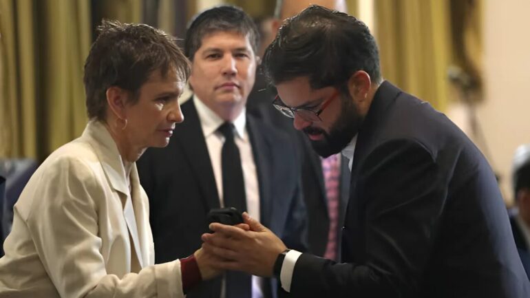 carolina tohá, gabriel boric y manuel monsalve