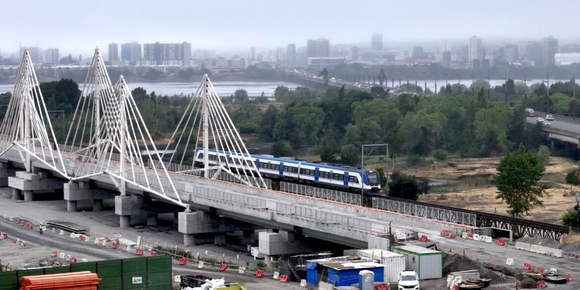 Puente Ferroviario sobre el Biobío