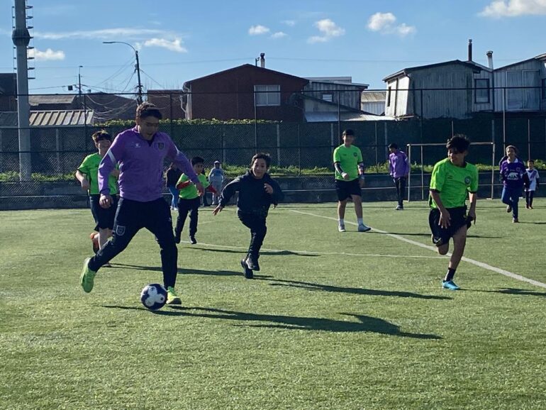 Deportes Concepción clínica de fútbol invierno